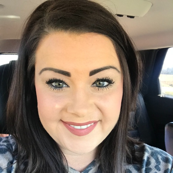 Meet your Posher, Kayla - Picture 1 of 1